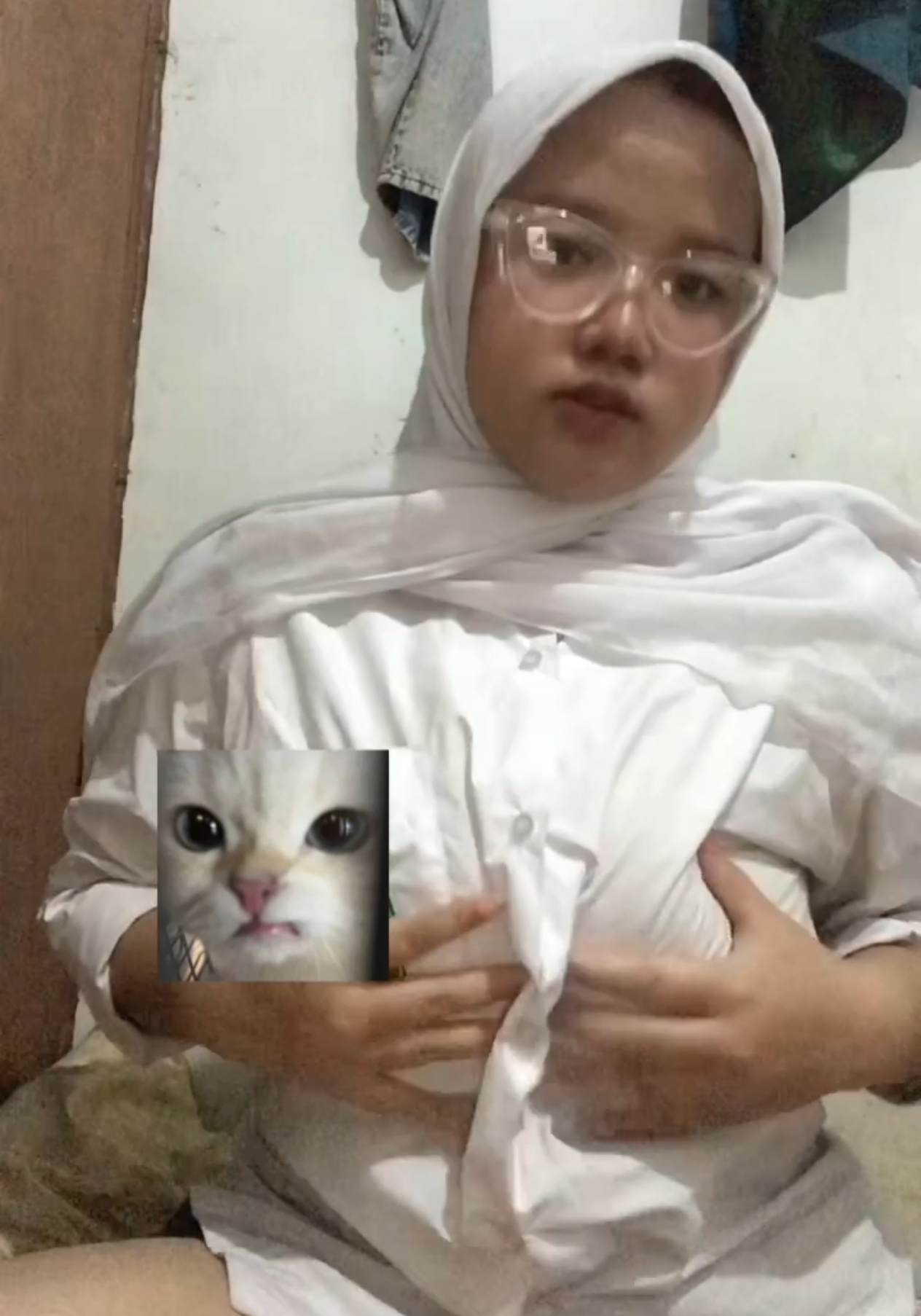 Hijab Nina Tobrut Menggugah Selera 💋